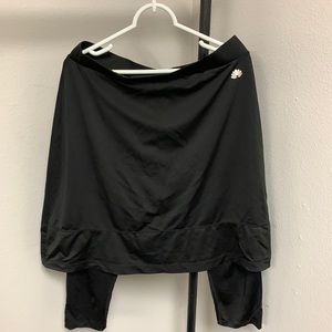 Black mesh basic 3/4ths leggings snoga size Large